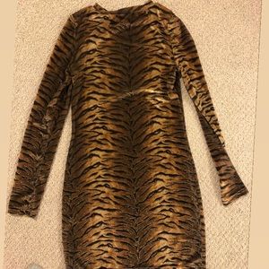 Unused mini, leopard print dress